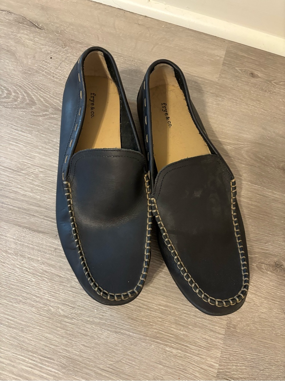 Men’s Black Leather Slip-On Loafers Frye & co.